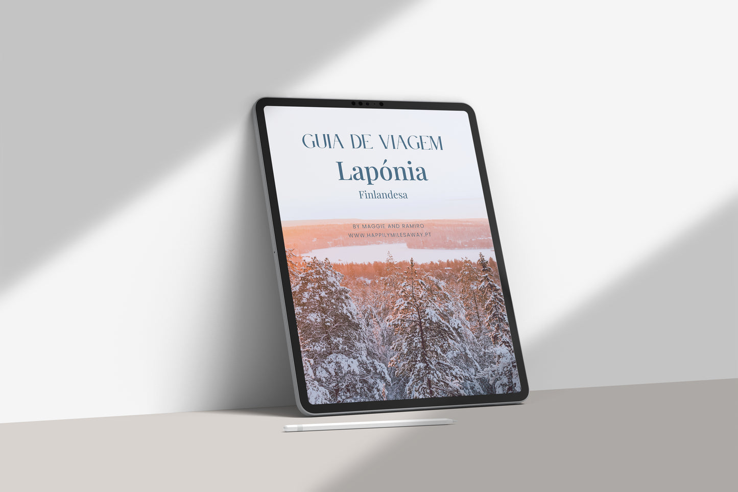 Finnish Lapland Travel Guide (Portuguese Version) + Map